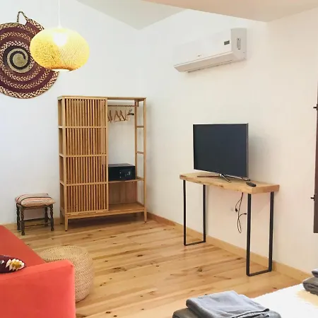 Llar De Beniardà Séjour chez l'habitant *